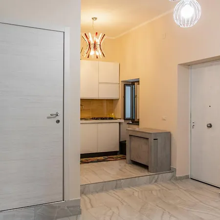 Charm House Apartment Naples Exterior photo